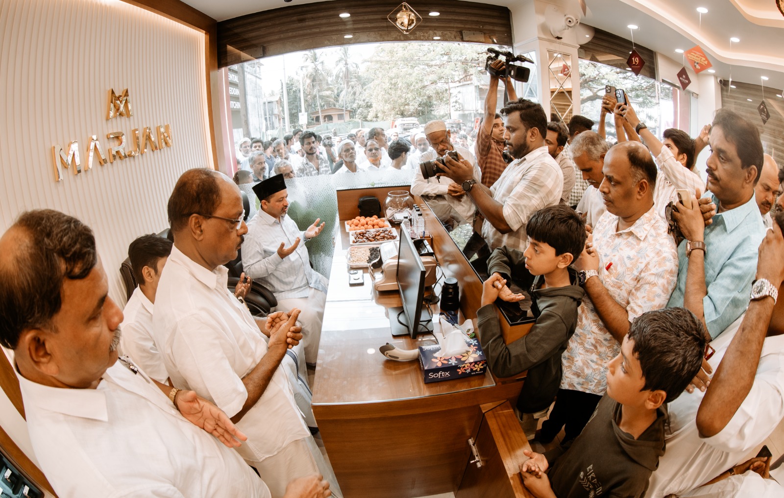 MARJAN GOLD & DIAMONDS VENGARA